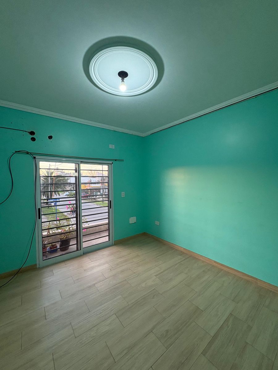 DEPARTAMENTO 3 AMBIENTES EN 1° PISO - 5