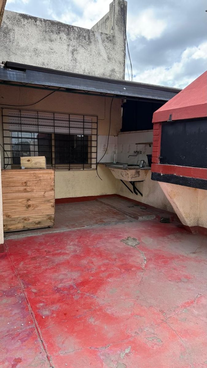 Propiedad con uso mixto: Industrial, Comercial y Residencial en La Tablada — foto 10