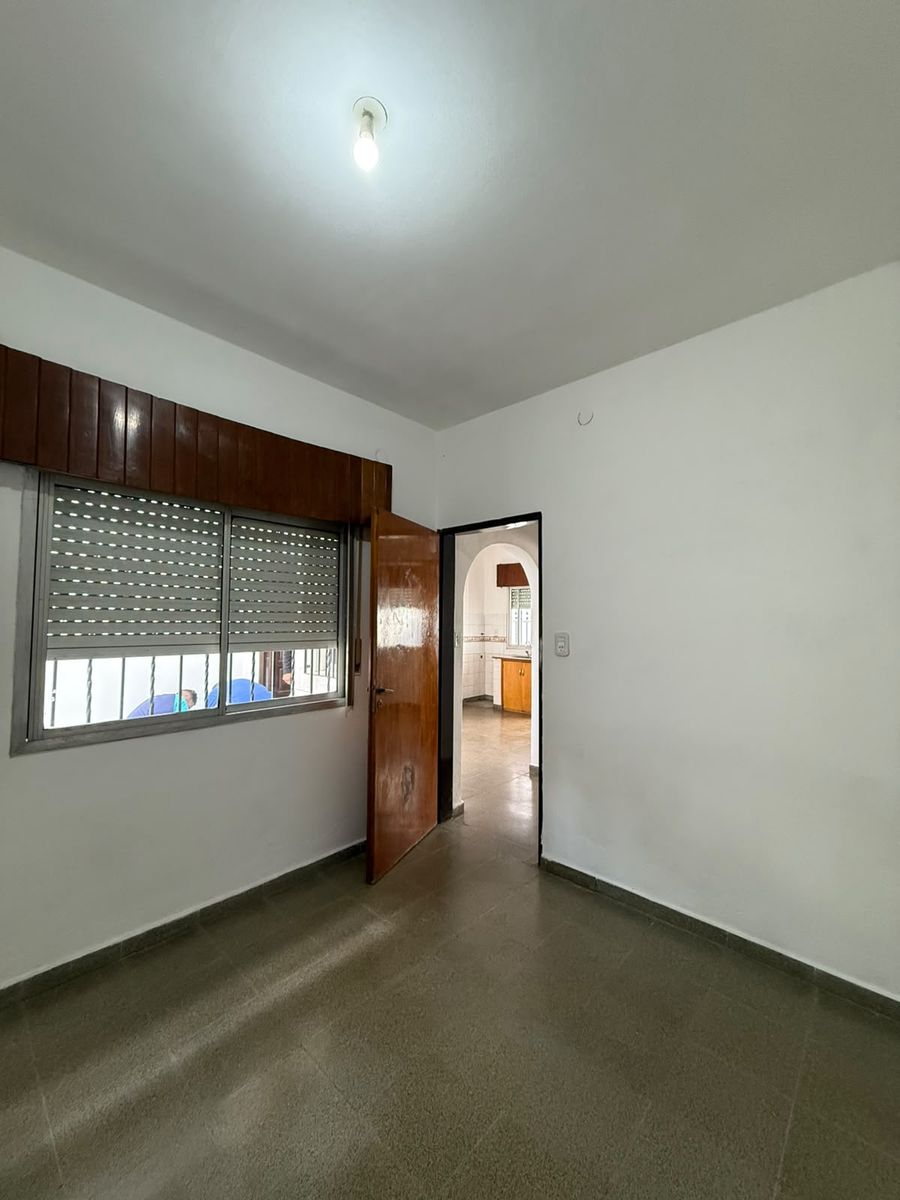 Departamento 3 ambientes con cochera a mts. de Av. Cristiania — foto 10