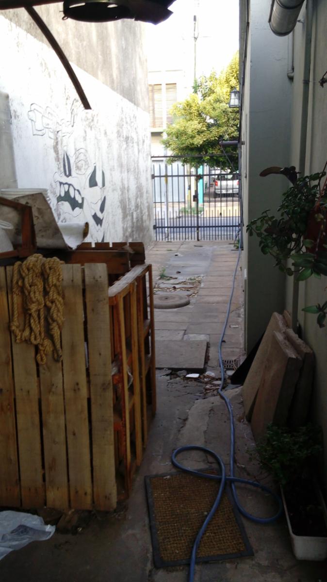 CASA 3 AMBIENTES EN LOTE PROPIO