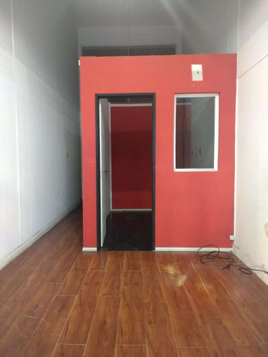 Local Comercial en centro de San Justo - 1