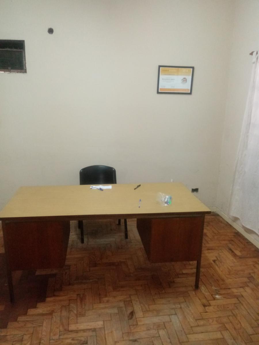 Gran oportunidad...Vende o Vende ...casa de 4 ambientes con galpón de 100 metros ...todo en muy buen estado...Consúltenos — foto 2