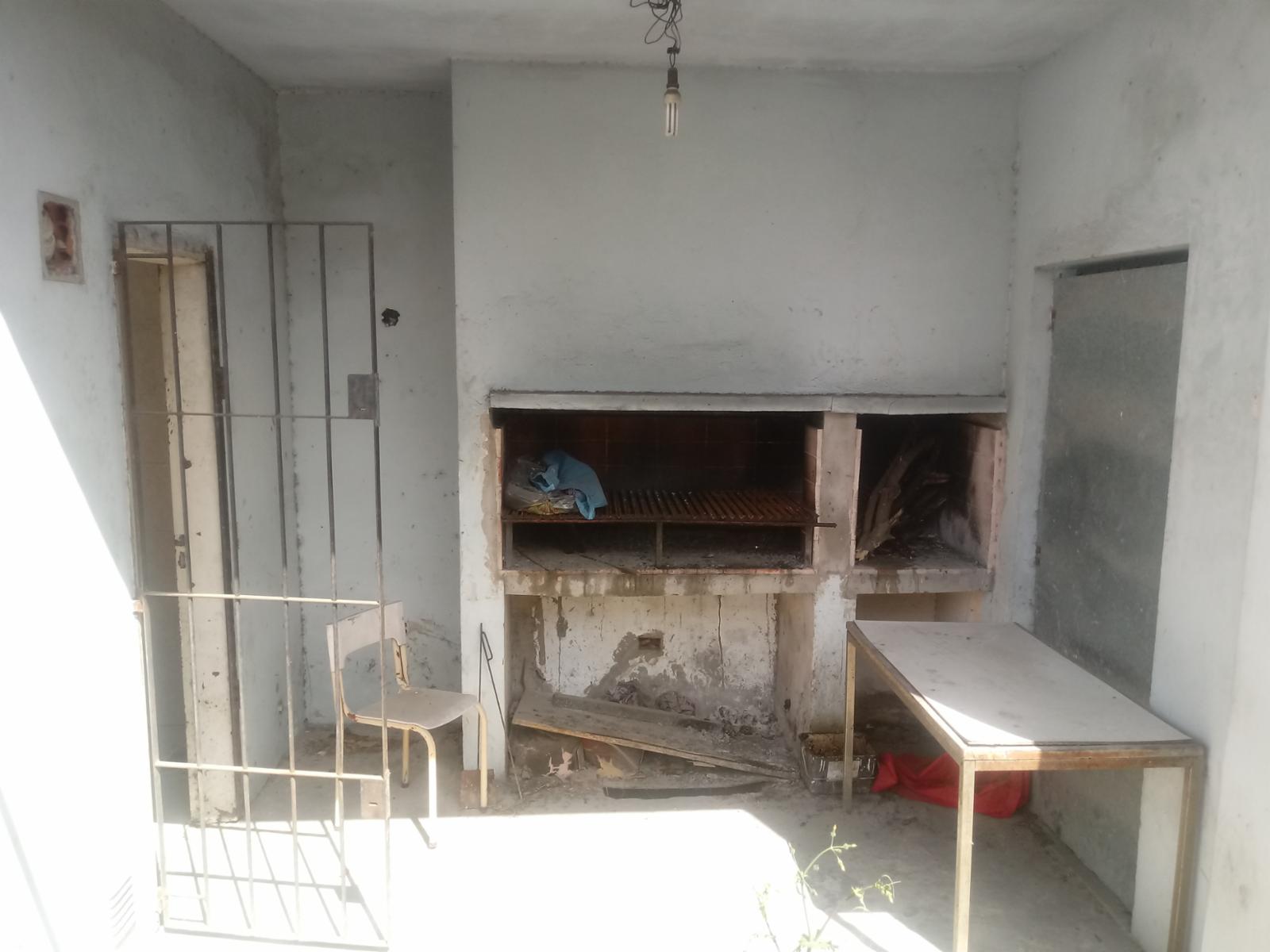Gran oportunidad...Vende o Vende ...casa de 4 ambientes con galpón de 100 metros ...todo en muy buen estado...Consúltenos — foto 10