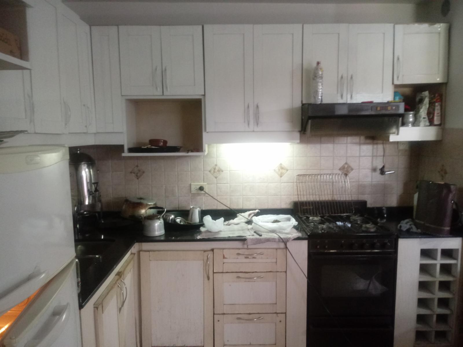 Gran oportunidad...Vende o Vende ...casa de 4 ambientes con galpón de 100 metros ...todo en muy buen estado...Consúltenos — foto 11