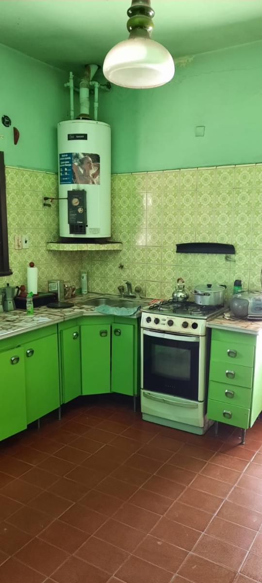 Excelente Lote , Inmejorable Ubicación Con Casa 3 Ambientes A Refaccionar -ideal Constructores — foto 5