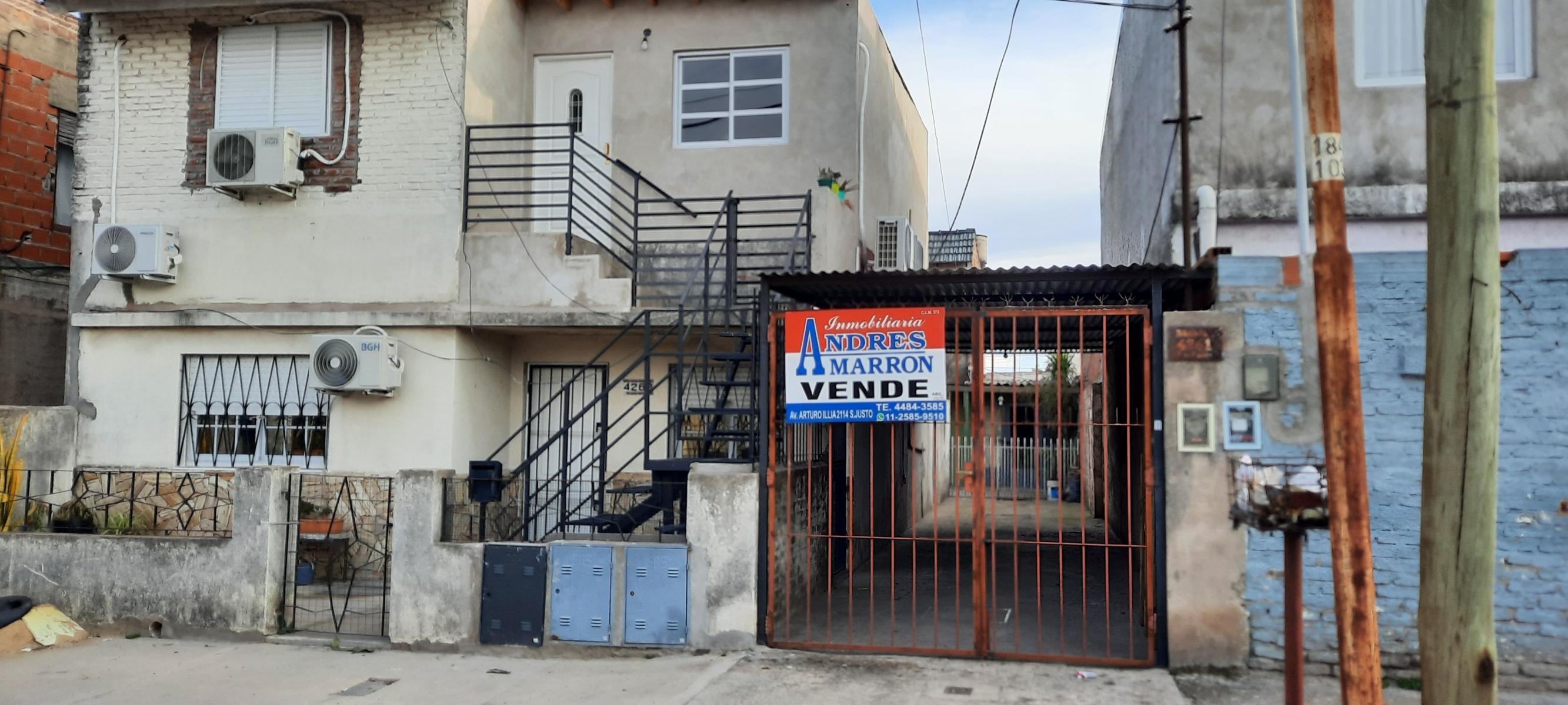 Ph Contra Frente Tipo Casa De 3 Ambientes Planta Baja.- MasDto3AmbientesPlanta Alta Con Cochera Y Patio