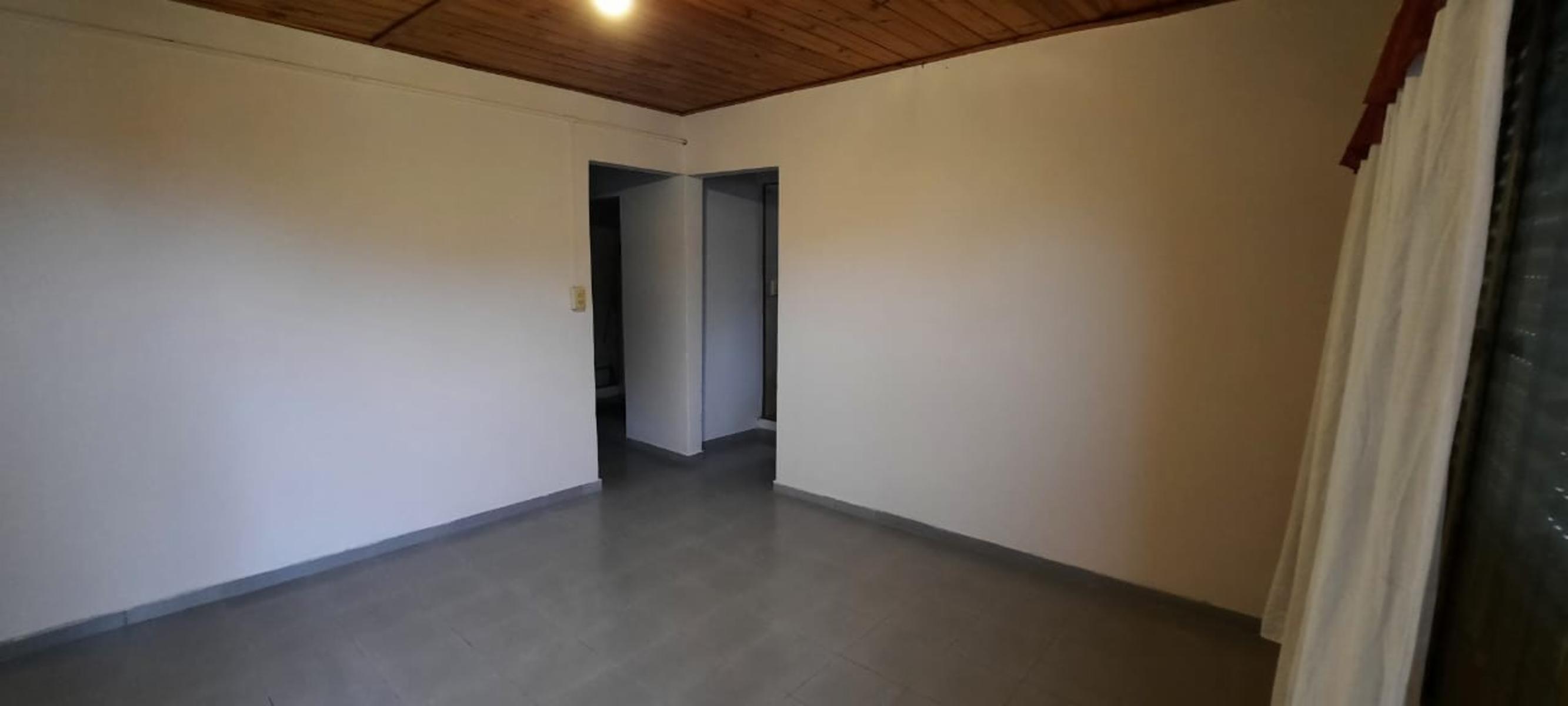 Ph Contra Frente Tipo Casa De 3 Ambientes Planta Baja.- MasDto3AmbientesPlanta Alta Con Cochera Y Patio — foto 3