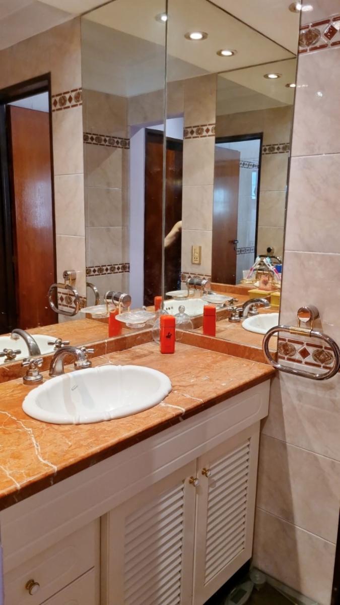 Tipo Chalet En Ph, Excelente Ubicación En Estado Impecable — foto 10