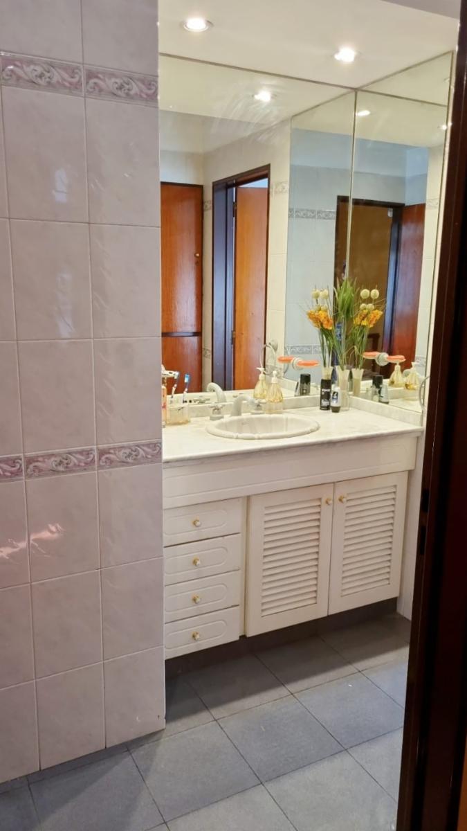 Tipo Chalet En Ph, Excelente Ubicación En Estado Impecable — foto 13