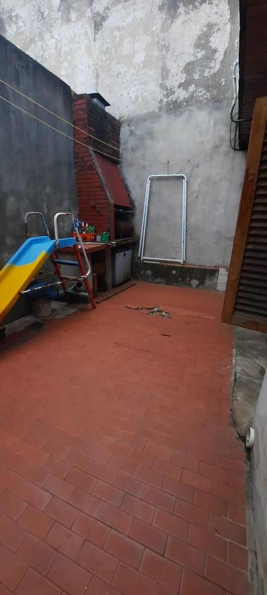 Departamento de 3 ambientes con patio planta baja sin expensas — foto 2