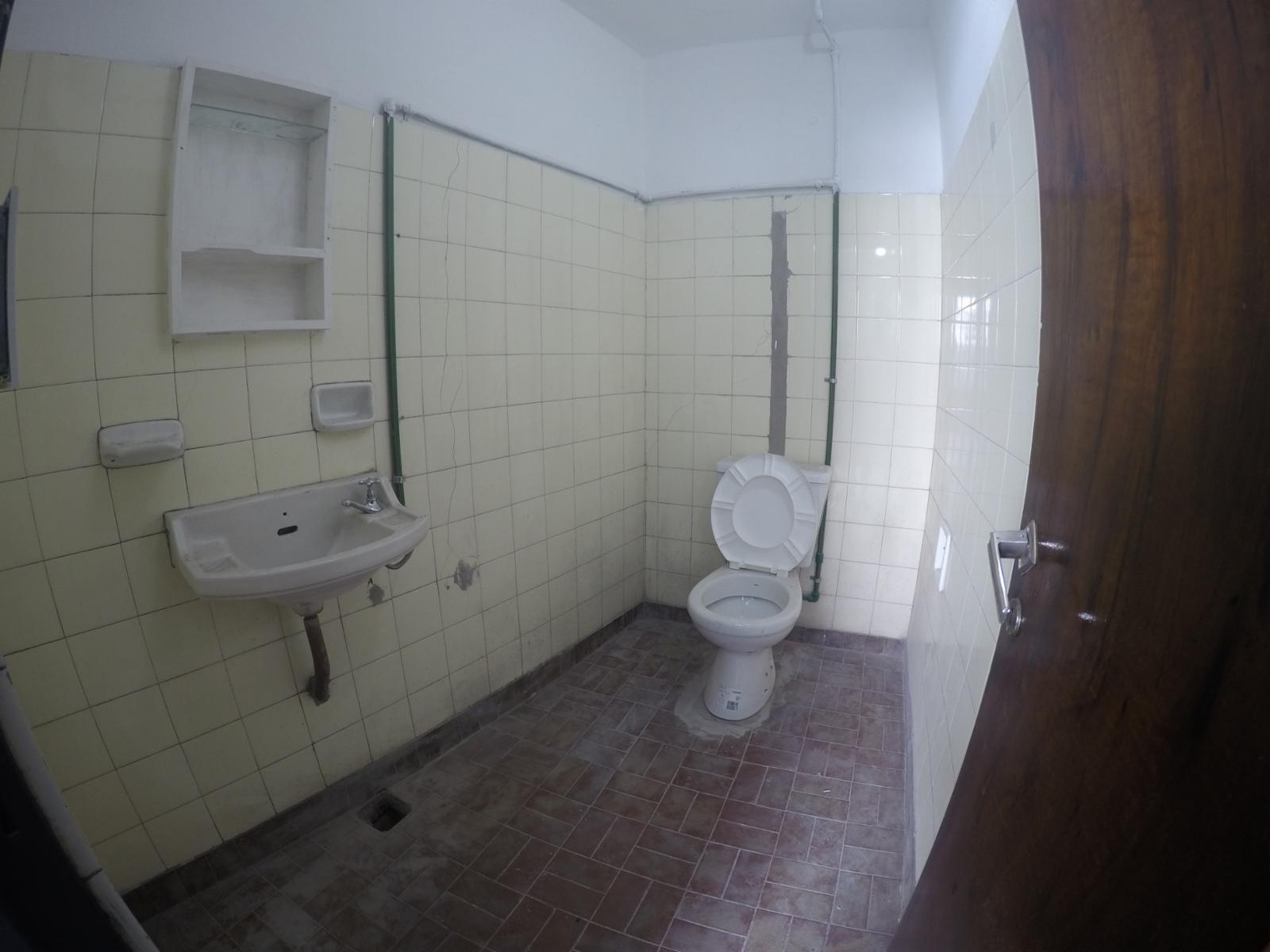 GALPON DE 350MTS EN VILLA MAIPU EN MITRE Y CONSCRIPTO BERNARDI — foto 12