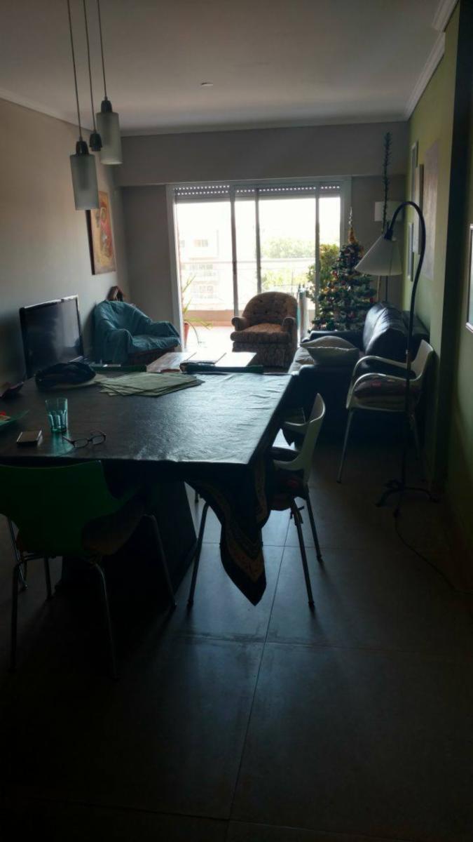 UNICO SEMIPISO 4 AMBIENTES CON 2 COCHERAS DETALLES DE CATEGORIA. — foto 3