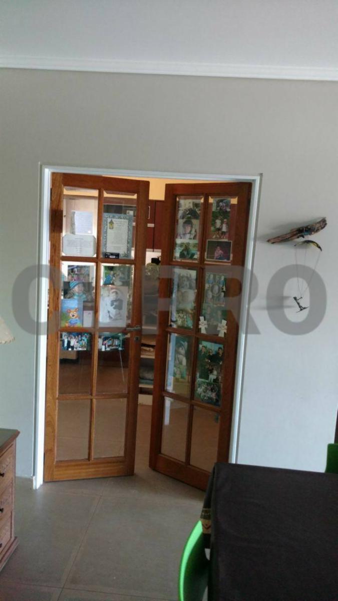 UNICO SEMIPISO 4 AMBIENTES CON 2 COCHERAS DETALLES DE CATEGORIA. — foto 5