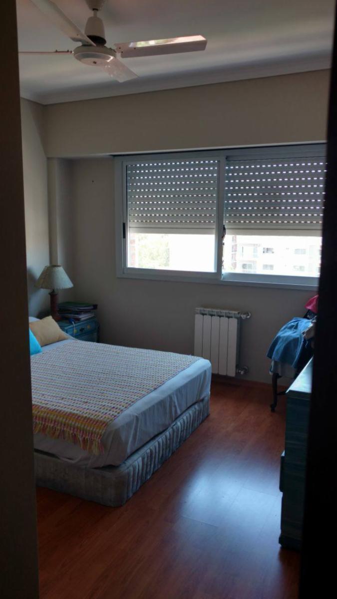 UNICO SEMIPISO 4 AMBIENTES CON 2 COCHERAS DETALLES DE CATEGORIA. — foto 8