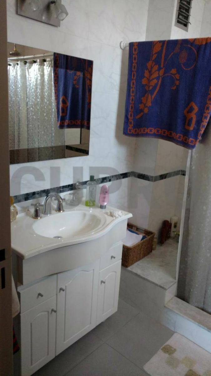 UNICO SEMIPISO 4 AMBIENTES CON 2 COCHERAS DETALLES DE CATEGORIA. — foto 10