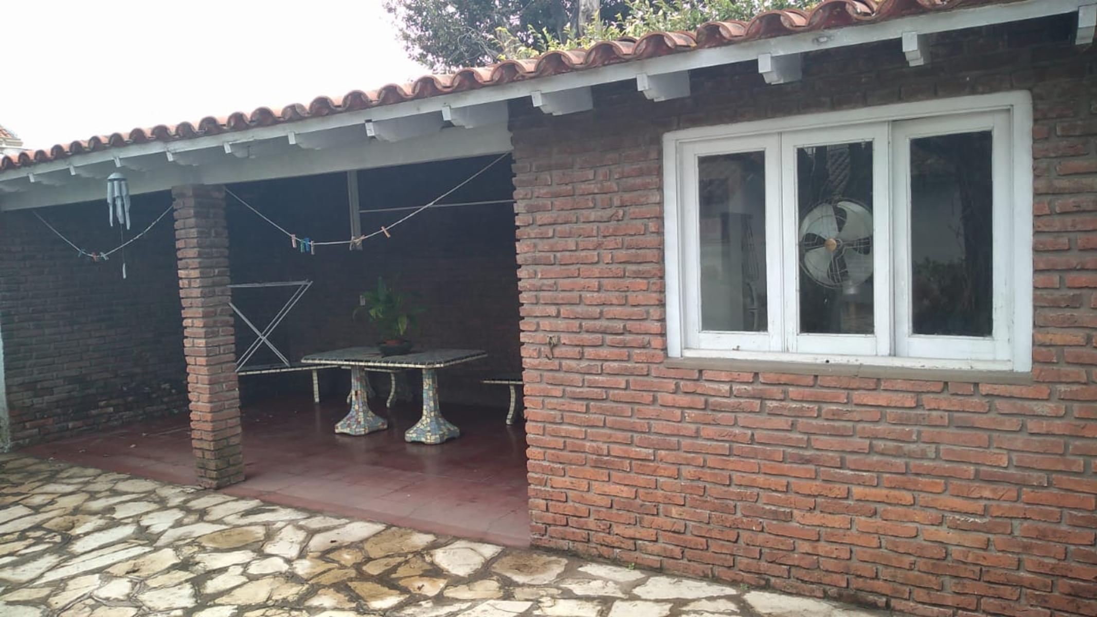 Excelente Chalet 4 Ambiente a metros Agustiniano — foto 9