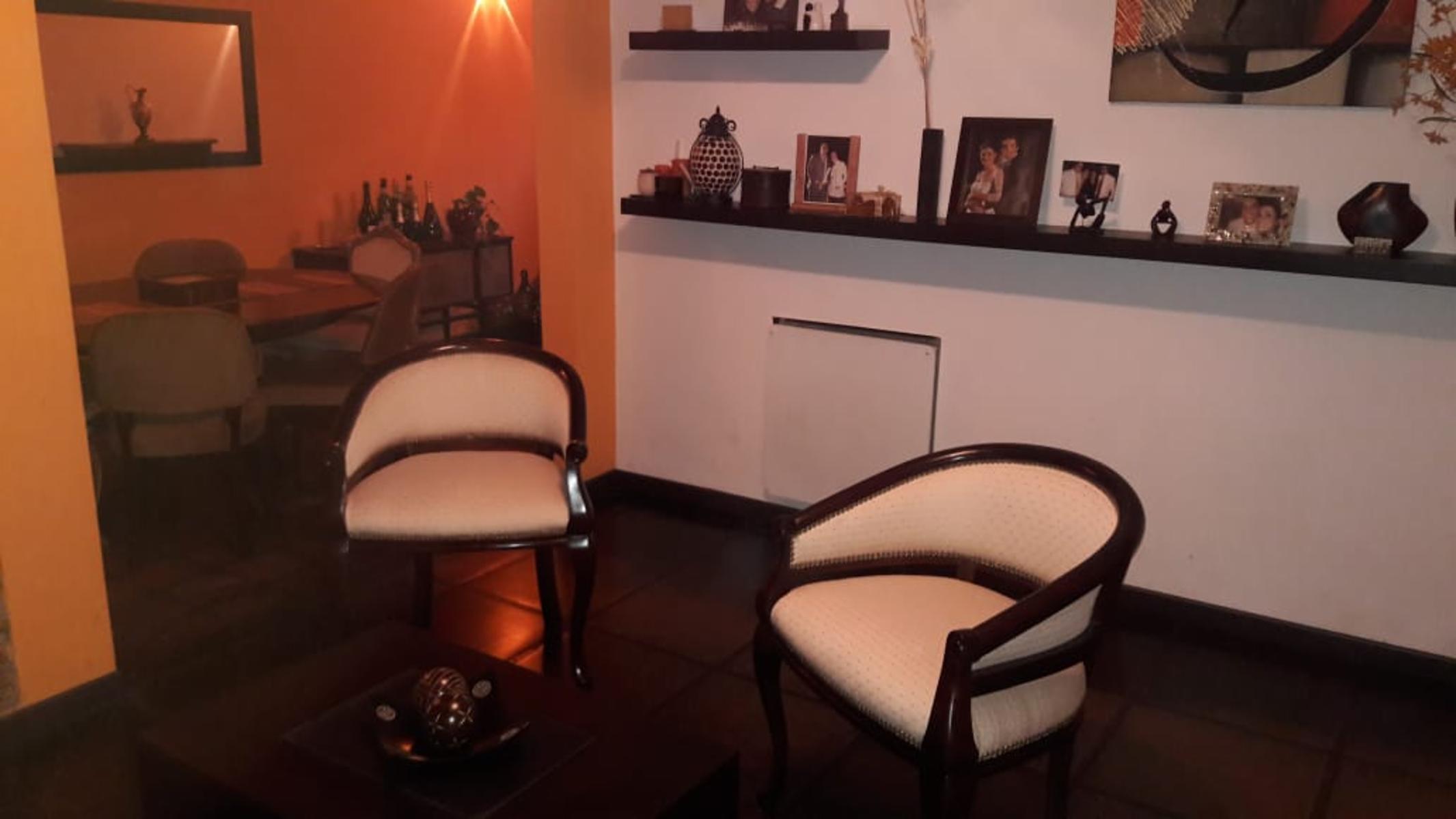 Hermosa Casa 3 Ambientes con Patio — foto 8