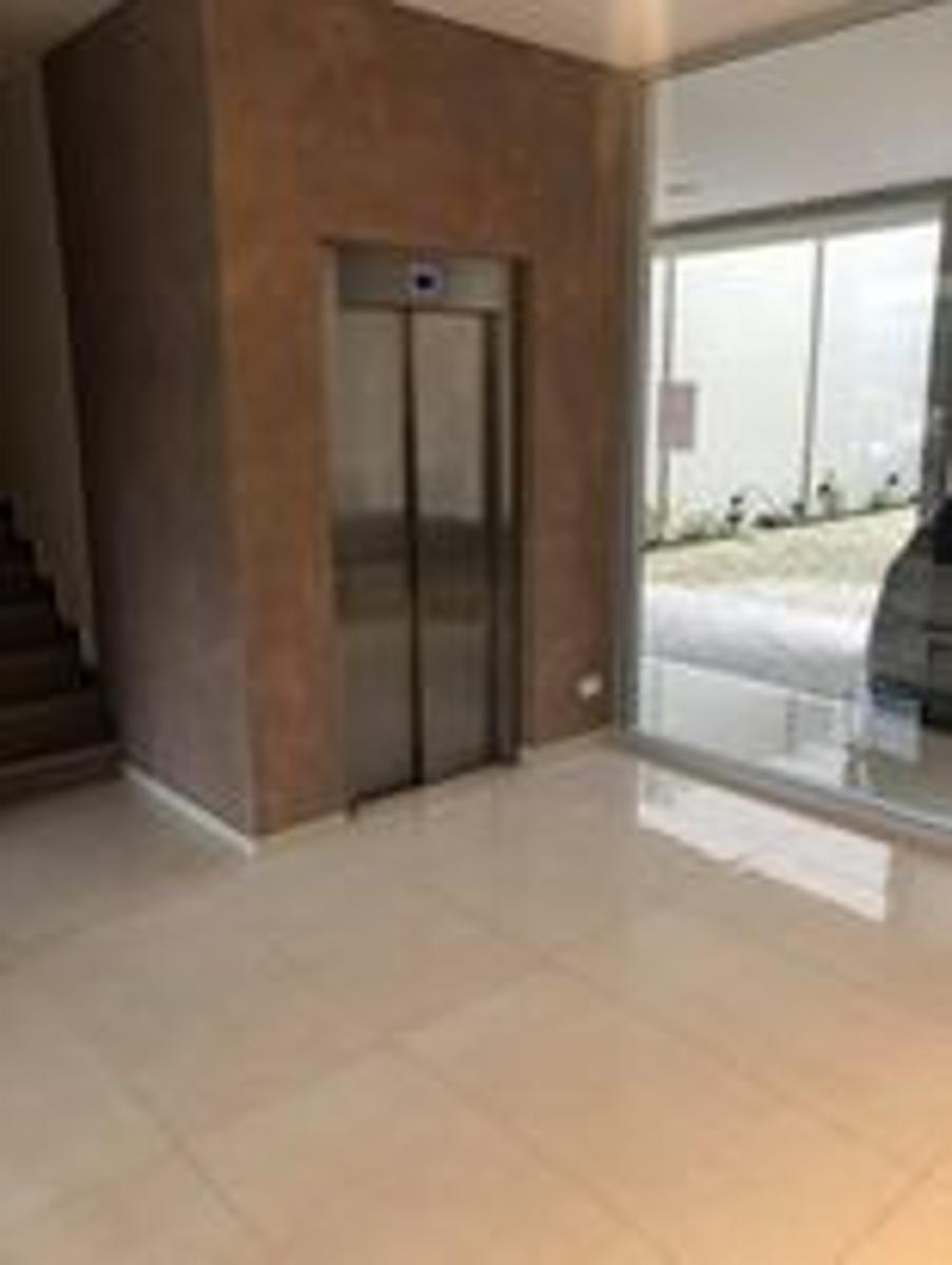 EXCELENTE DEPARTAMENTO 2 AMBIENTES AL FRENTE A ESTRENAR — foto 2
