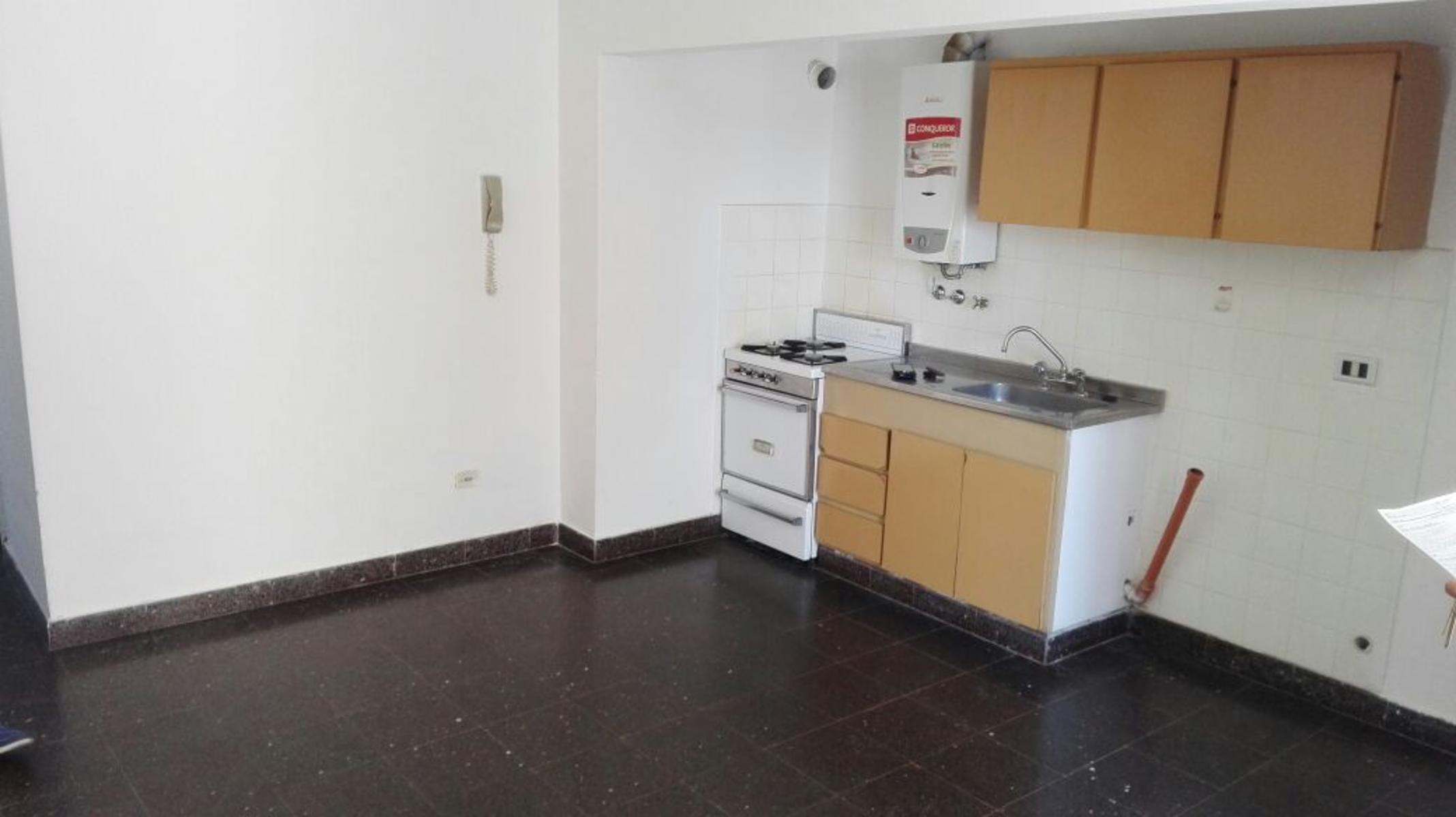 EXCELENTE DEPARTAMENTO 1 DORMITORIO 45M2 OV LAGOS AL 1200 — foto 7