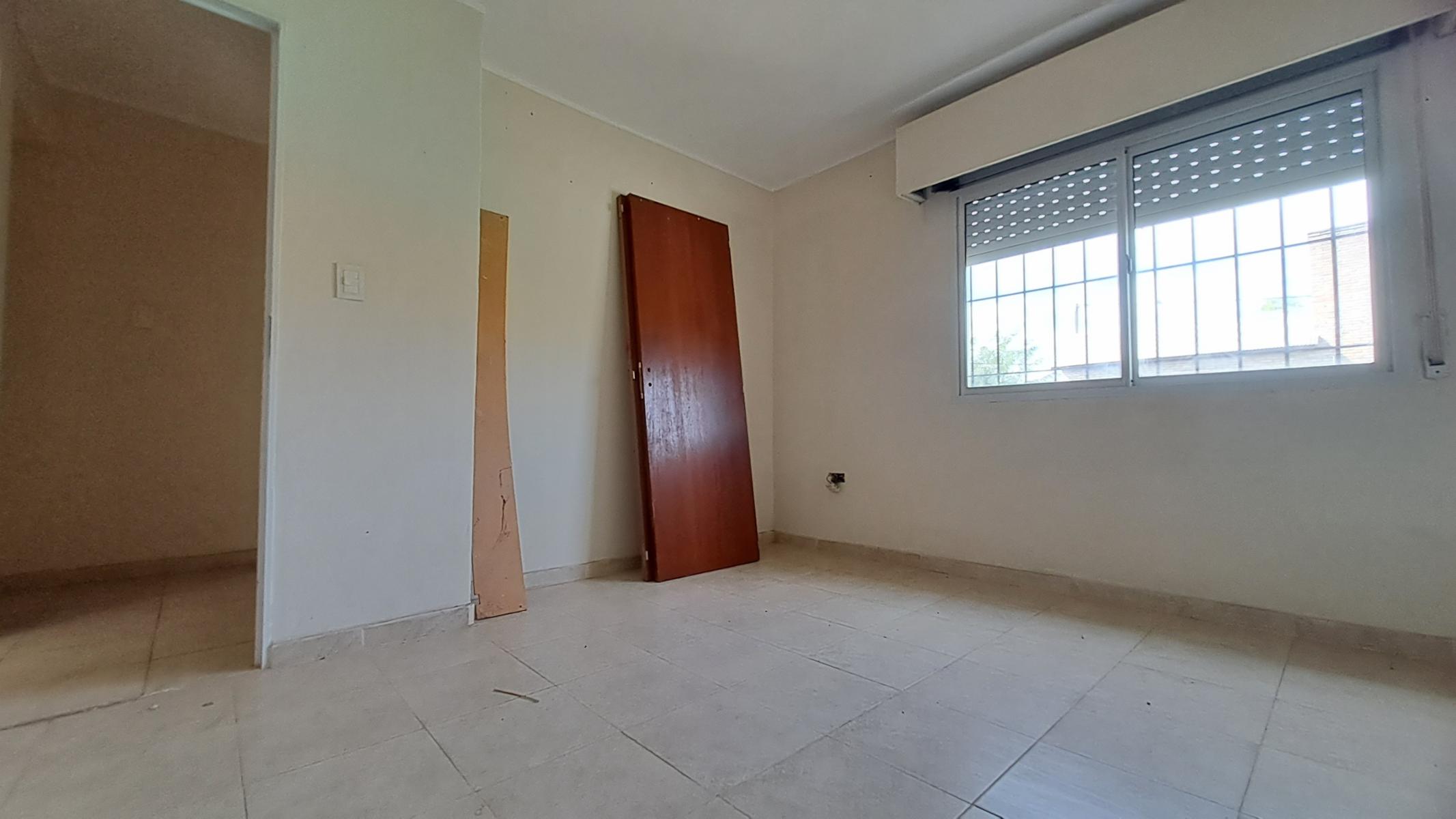 CASA A ESTRENAR 2 DORMITORIOS CPN PATIO Y JARDIN - FISHERTON — foto 3