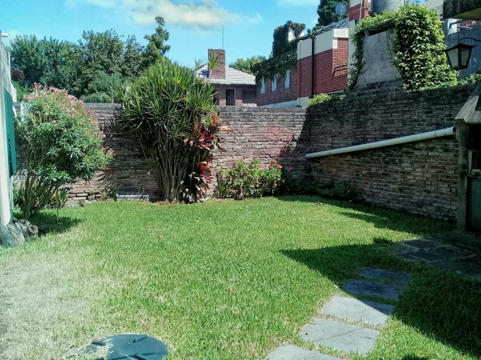 Casa Lomas de Alberdi, Dos Dormitorios. — foto 15