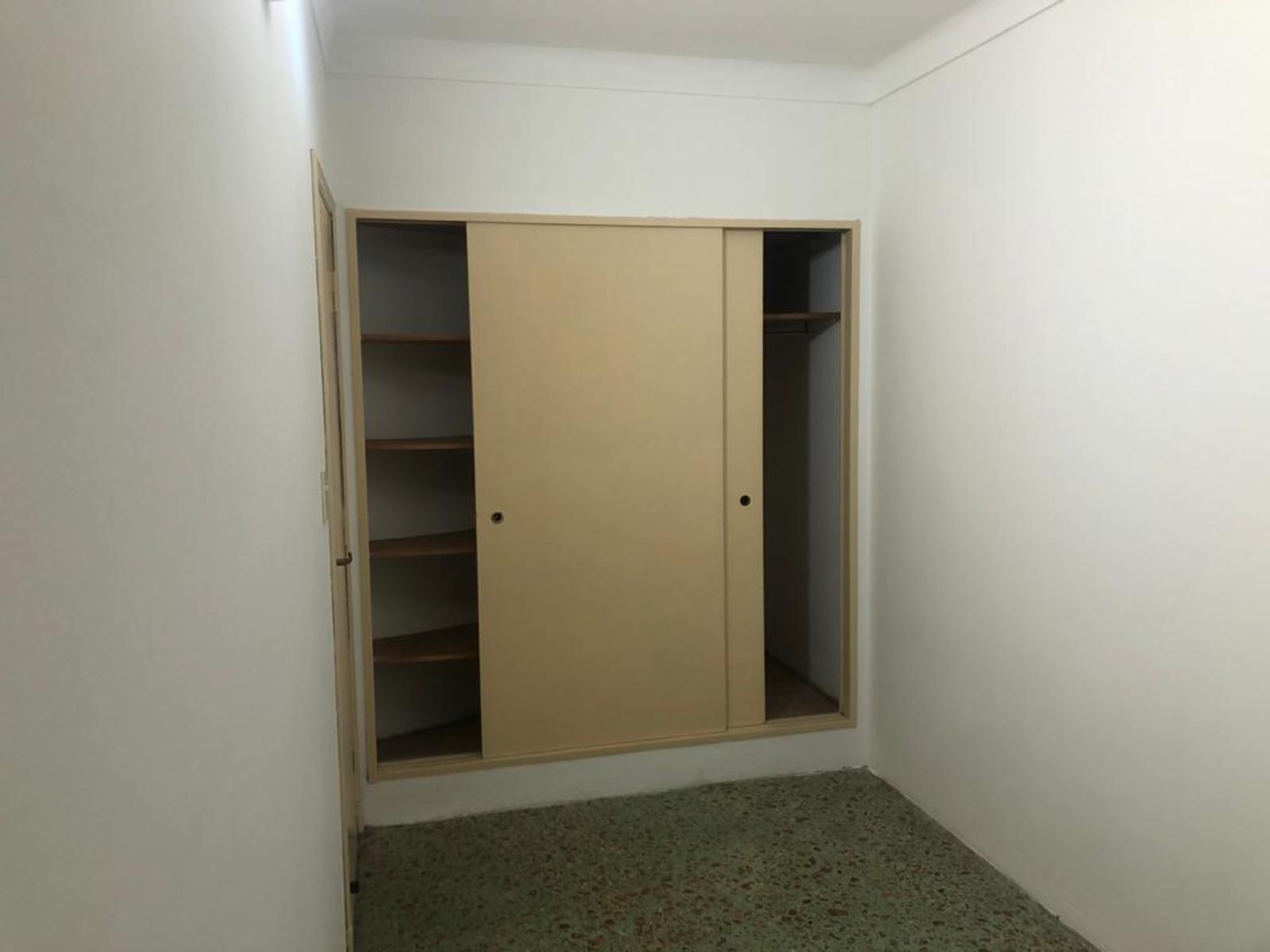 Se Vende departamento de 3 amb 2do piso por escalera en Villa Adelina, excelente ubicacion — foto 12