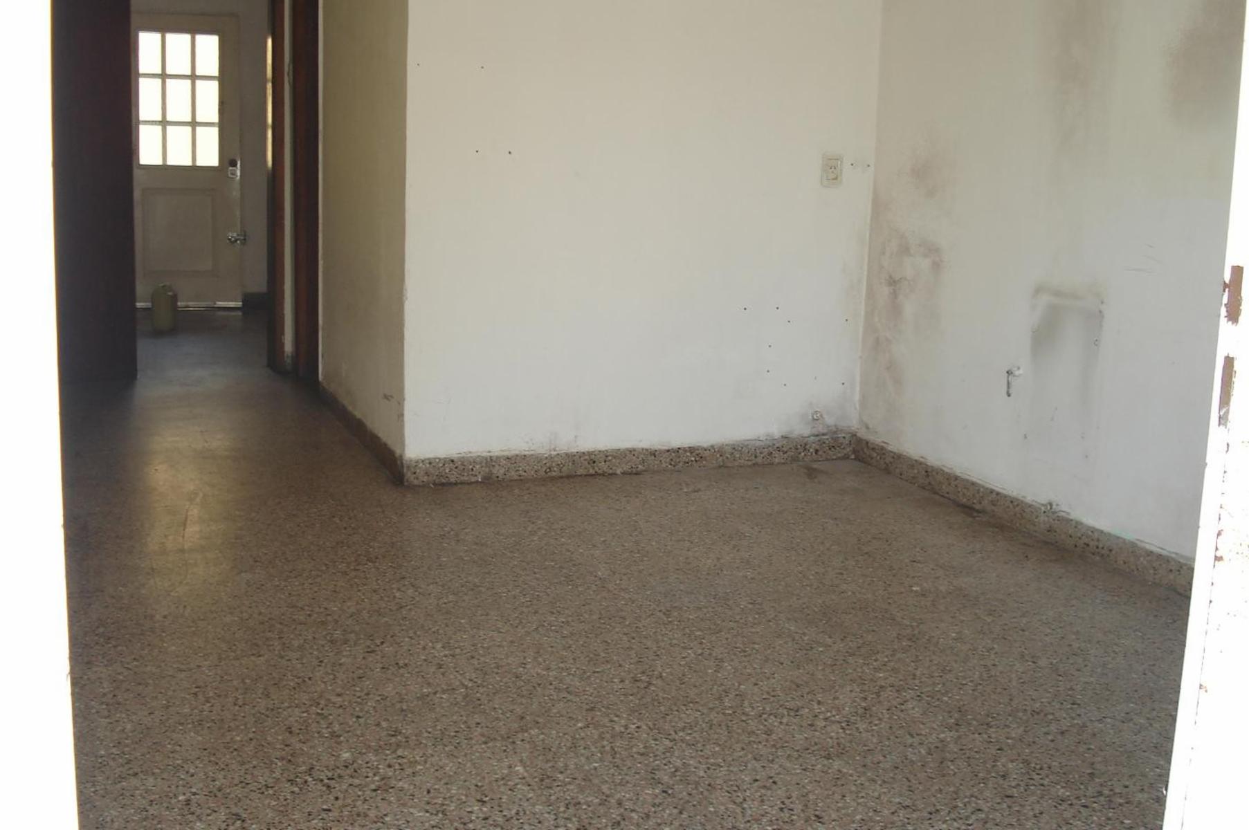 Lote 8,66x44 con 2 viviendas — foto 4