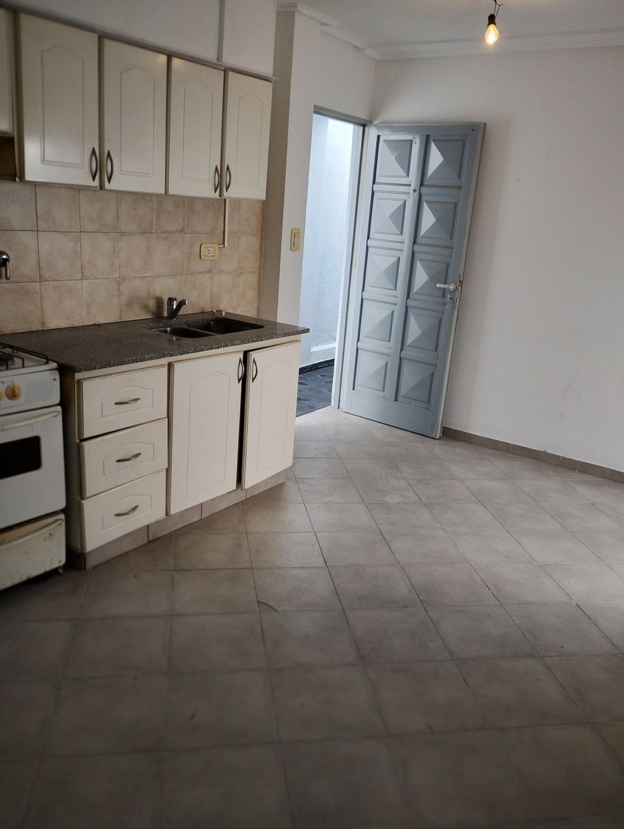 PH interno 2 amb con patio - 3