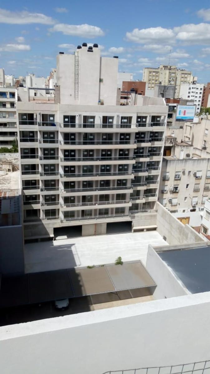 Departamentos de 1 y 2 Dorm. Categoria y Calidad sobre Ovidio Lagos,B° Gral Paz, construyo Henisa S.A , a estrenar — foto 3