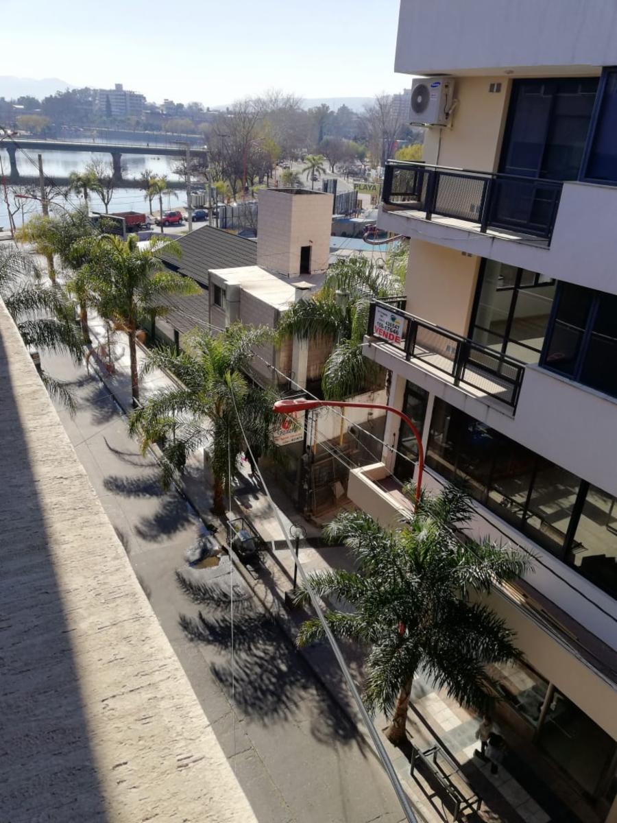 Villa Carlos Paz , excelentes departamentos desde 52 mts2,a 1/2 cuadra del lago y el centro , ideal para vacacionar o inversion para alquilar y sacar excelentes dividendos — foto 3
