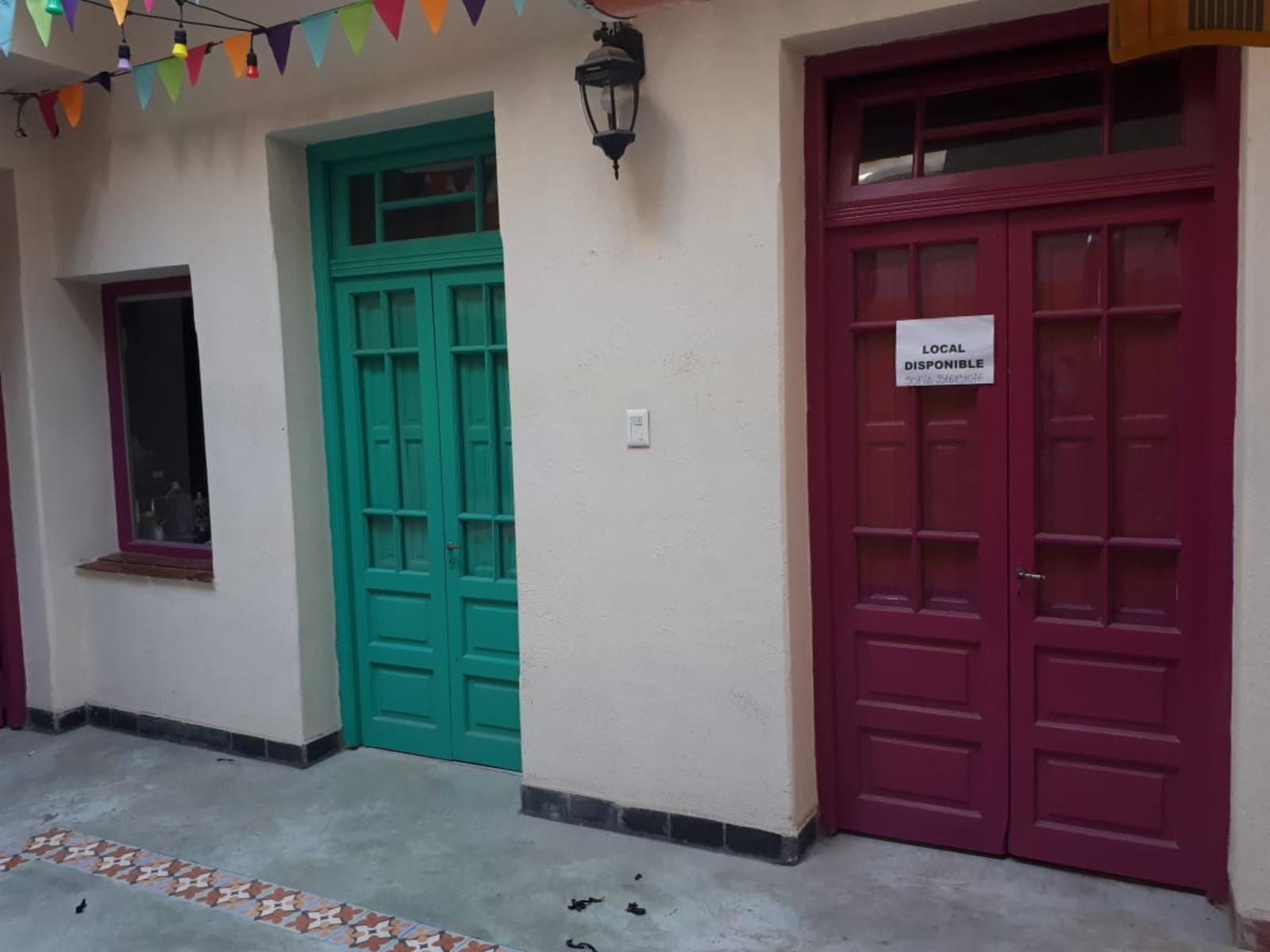 Inversores Ocasion de compra calle Belgrano ,Paseo Guemes Inmueble con 5 Locales (casi todos alquilados)+deposito+patio+baño, se vende con inquilinos ,Buena Renta MENSUAL — foto 3