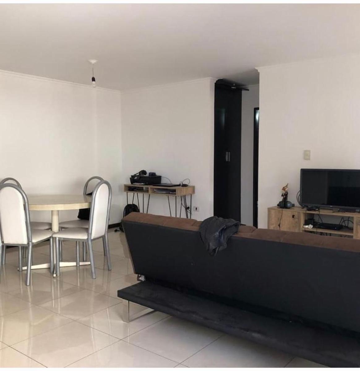 Enorme departamento 60 mts2,un dormitorio, inmenso Living , comodo ,Luminoso,acogedor , todos los condimentos para un excelente departamento u$$ 90000 con Boleto — foto 3