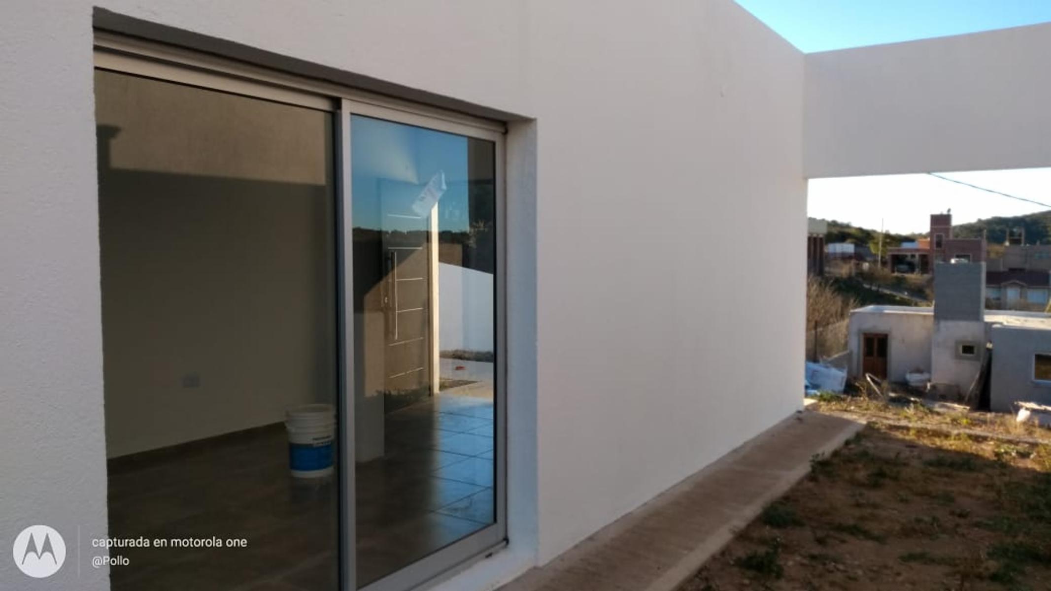 &quot OPORTUNIDAD &quot Queres estrenar esta moderna casa en Salsipuedes ,a pasos de Hiper-Cine U$$63000, precio de locos — foto 5