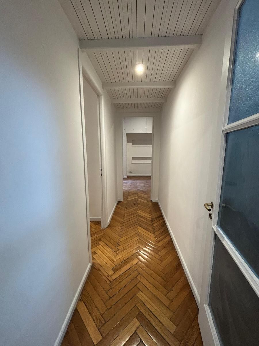 Departamento de 2 dormitorios con pisos de parquet — foto 4