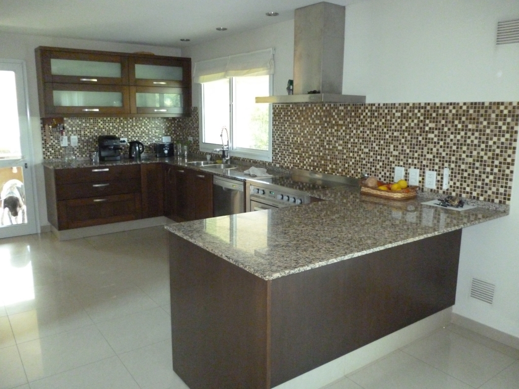 Casa 6 amb. en Barrio Cerrado — foto 4