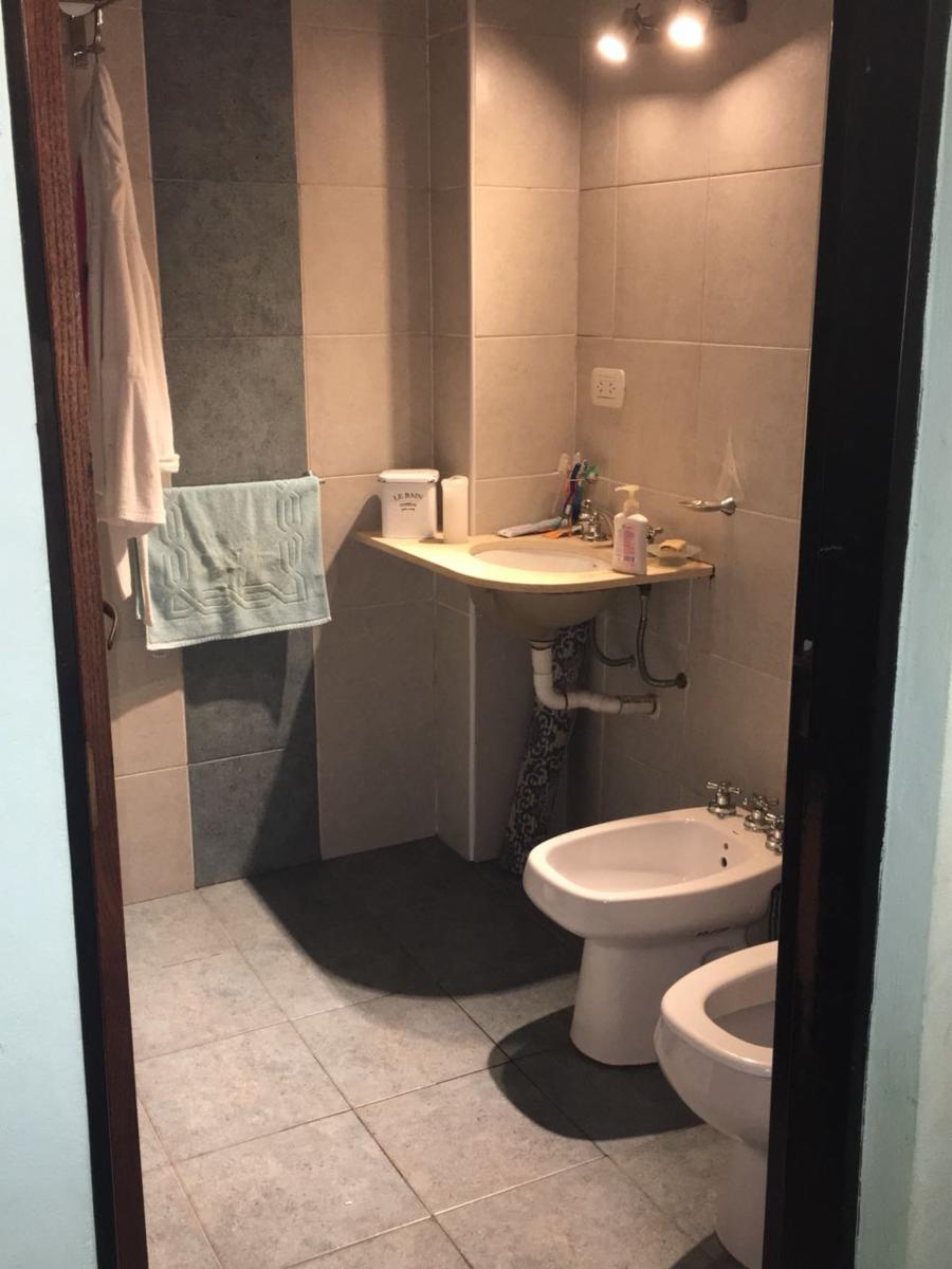VENDE /PERMUTA HERMOSA PROPIEDAD ZONA AV. DEL ROSARIO Y AYACUCHO- ROSARIO SUR — foto 3