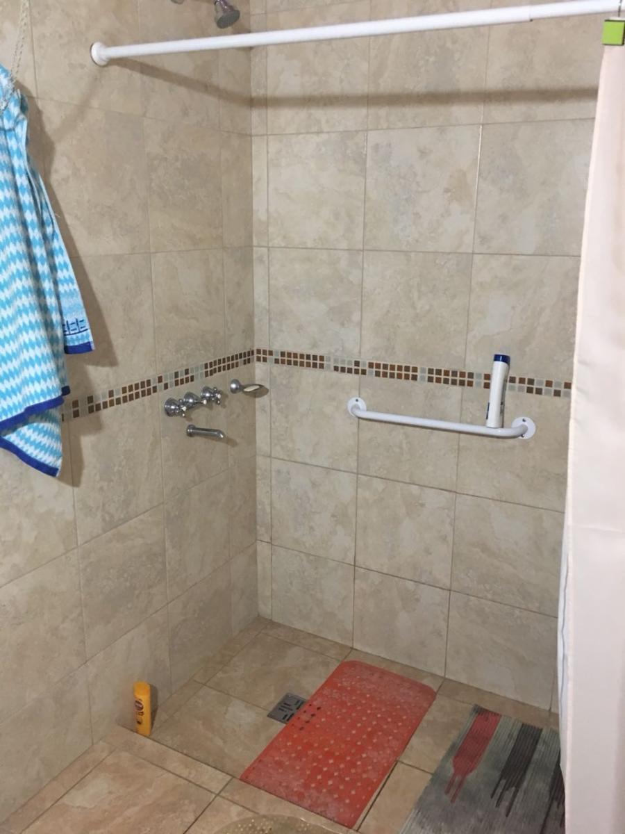 VENDE /PERMUTA HERMOSA PROPIEDAD ZONA AV. DEL ROSARIO Y AYACUCHO- ROSARIO SUR — foto 11