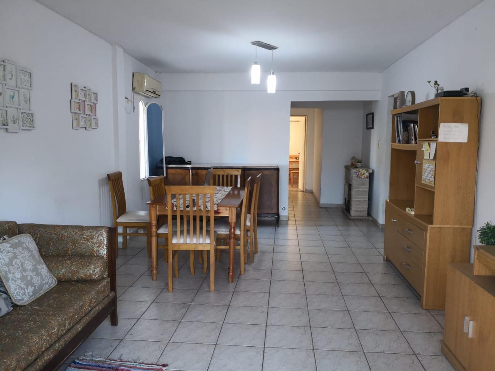 VENDE AMPLIO DPTO MUY BUENA UBICACION-FRENTE A PARQUE INDEPENDENCIA — foto 3