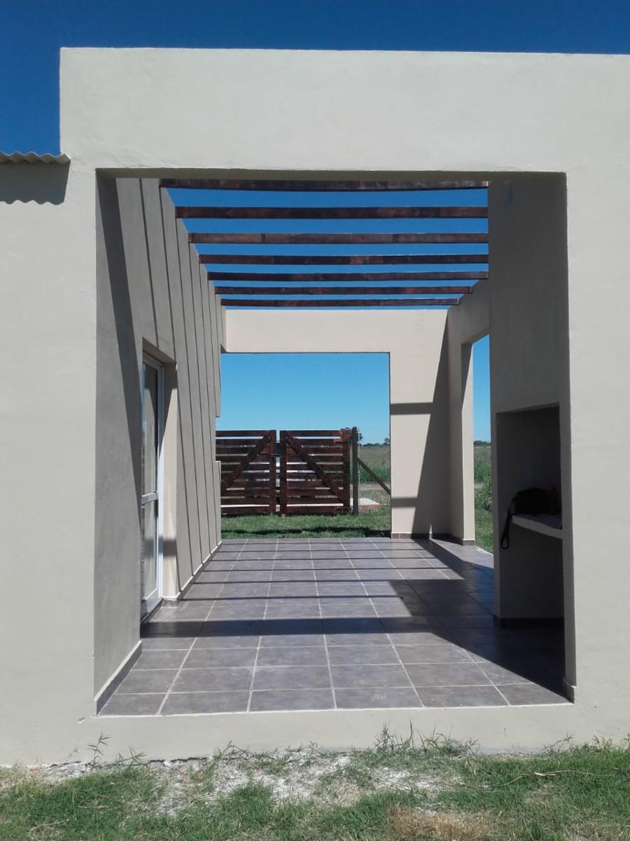 OPORTUNIDAD VENDE PROPIEDAD EN BARRIO ABIERTO FUNES NORTE ESTILO MODERNA — foto 13