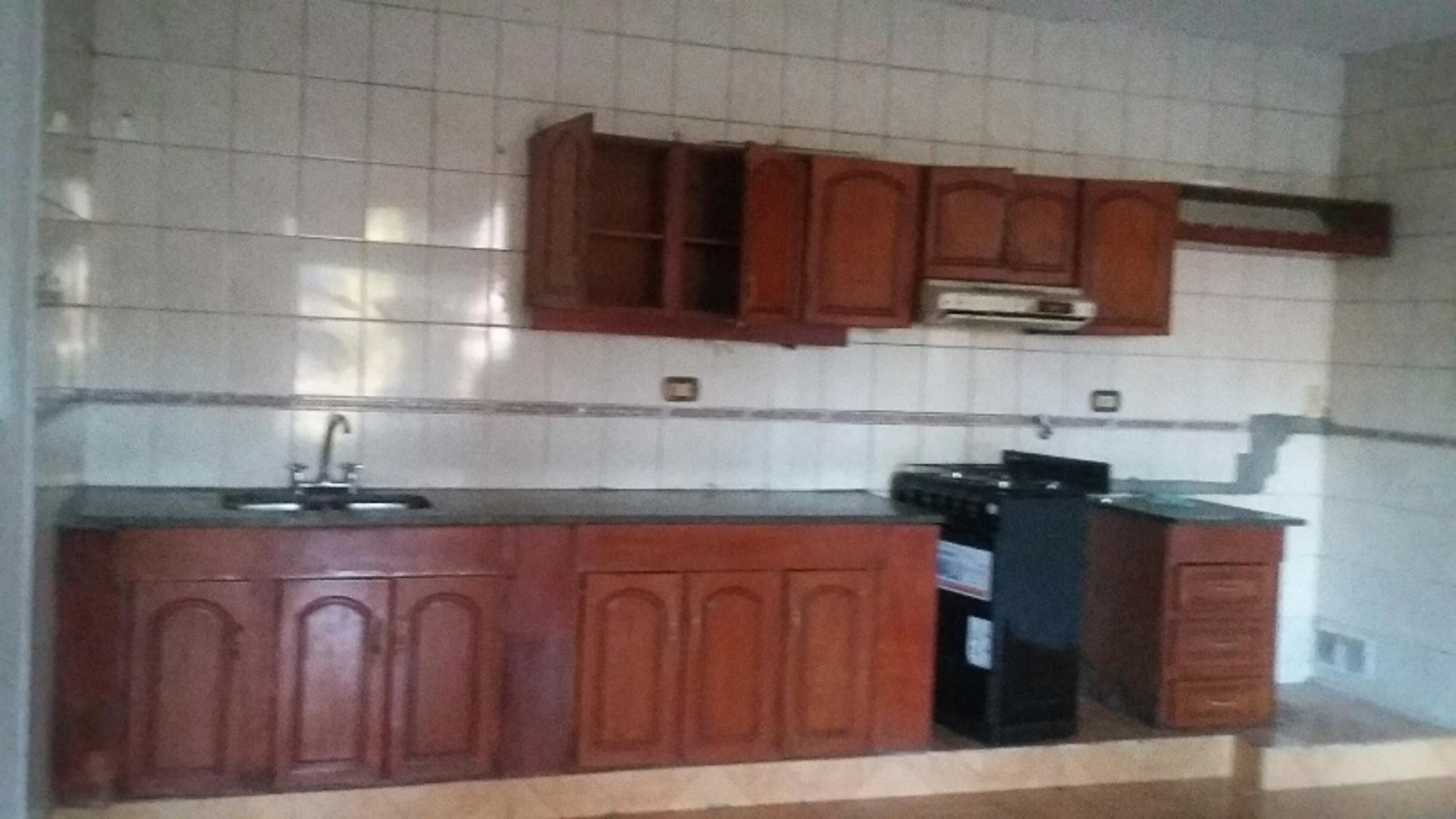 OPORTUNIDAD VENDE/PERMUTA PROPIEDAD EN FUNES LOS PUMAS Y RIOJA — foto 4
