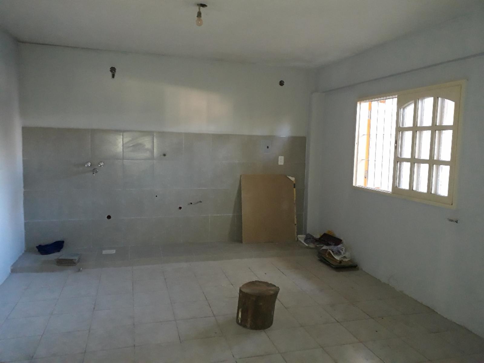 OPORTUNIDAD- VENDE 2 PROPIEDADES EN UN MISMO LOTE- MUY BIEN UBICADA ZONA OESTE — foto 8