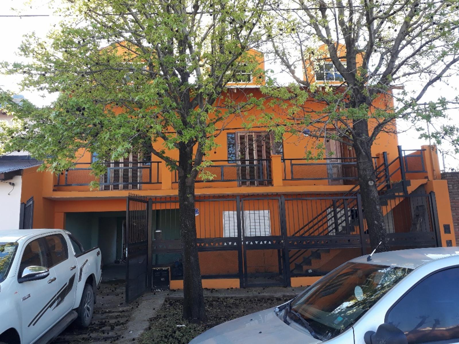 OPORTUNIDAD- VENDE 2 PROPIEDADES EN UN MISMO LOTE- MUY BIEN UBICADA ZONA OESTE — foto 15