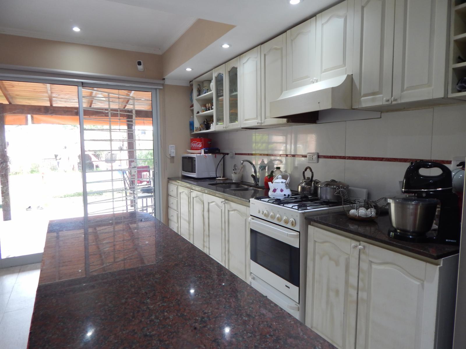 VENDE HERMOSA PROPIEDAD EN ZONA URBANA DE ANDINO DE 3 DORMITORIOS — foto 4