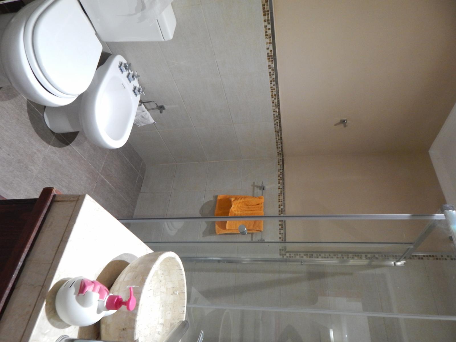 VENDE HERMOSA PROPIEDAD EN ZONA URBANA DE ANDINO DE 3 DORMITORIOS — foto 8