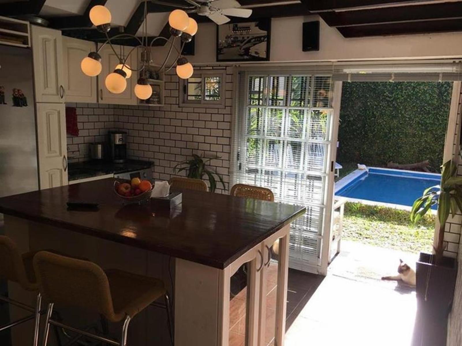 Moliere 1875, CABA/ casa 3 ambientes / 2 baños/ fondo, pileta, quincho, terraza, 220M2 u$s 350.000 - 3