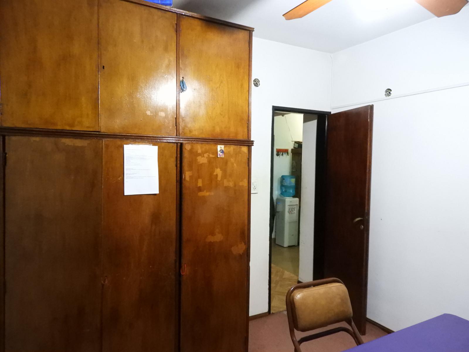 Excelente propiedad multifamiliar, dos casa de tres ambientes sobre lote de 10 x 35 en Garin — foto 6