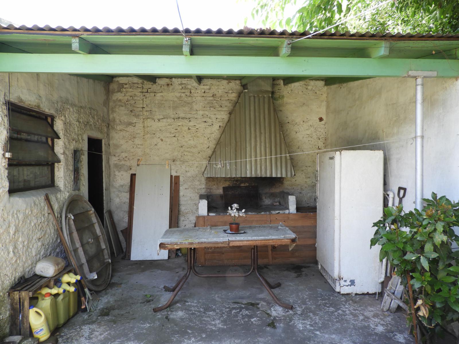 EXCELENTE PROPIEDAD CASA TRES AMBIENTES, AMPLIO PATIO, GALPÓN , PARRILLA Y ENTRADA DE AUTO. — foto 9