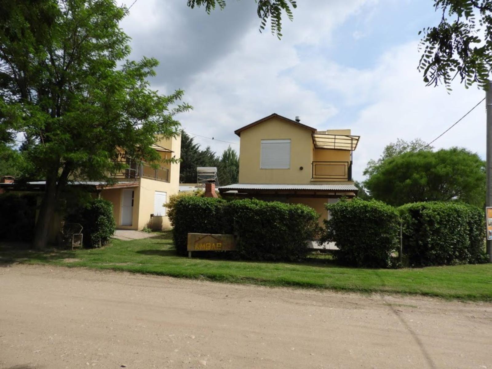 EXCELENTE COMPLEJO DE CABAÑAS TOTALMENTE EQUIPADO CON PISCINA SEMI CUBIERTA CLIMATIZADA FUNCIONANDO A PLENO TODO EL AÑO EN SIERRA DE LA VENTANA, VALLE HERMOSO CON SIERRAS Y RÍOS - 2