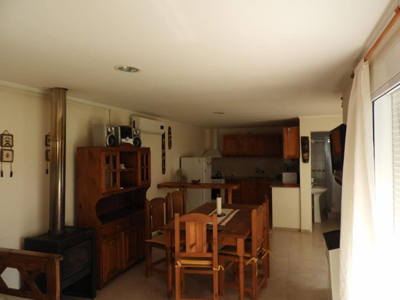EXCELENTE COMPLEJO DE CABAÑAS TOTALMENTE EQUIPADO CON PISCINA SEMI CUBIERTA CLIMATIZADA FUNCIONANDO A PLENO TODO EL AÑO EN SIERRA DE LA VENTANA, VALLE HERMOSO CON SIERRAS Y RÍOS - 8