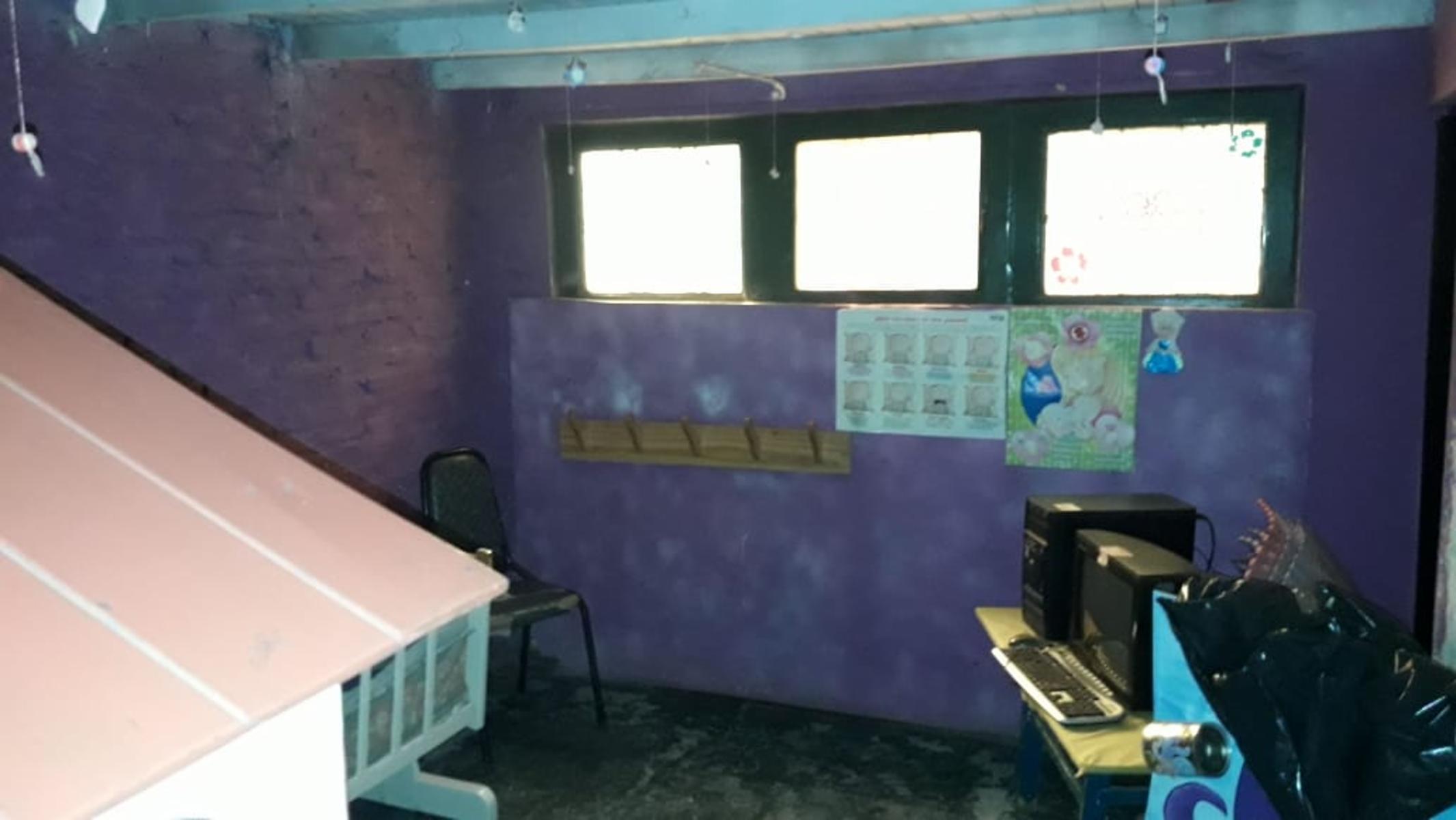 EXCELENTE PROPIEDAD DE CUATRO AMBIENTES SOBRE LOTE TERRENO DE 300 METROS CUADRADOS — foto 6